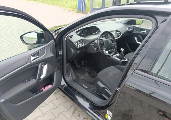 Peugeot 308 cena 25500 przebieg: 212000, rok produkcji 2014 z Szamotuły małe 379